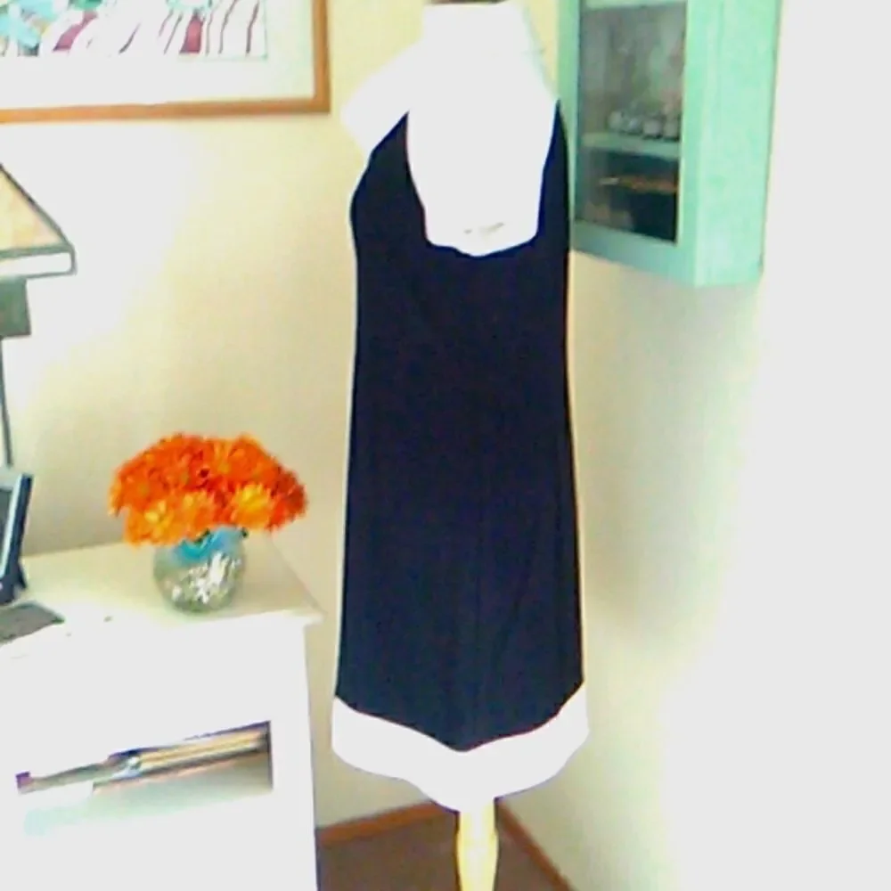 Spense Black and White Colorblock Dress - Picture 4 of 10